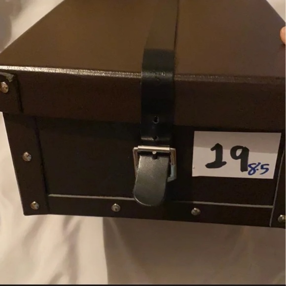 Alaia Paris Bombe Pom Pom Sandals - Picture 11 of 15